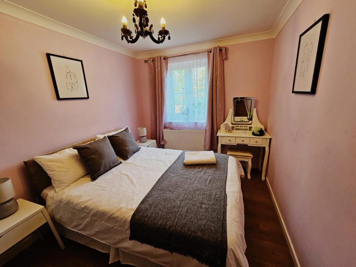 Lovely Flat Close To Shepherd'S Bush Lägenhet London Exteriör bild