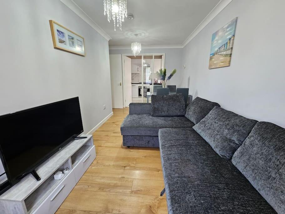 Lovely Flat Close To Shepherd'S Bush Lägenhet London Exteriör bild